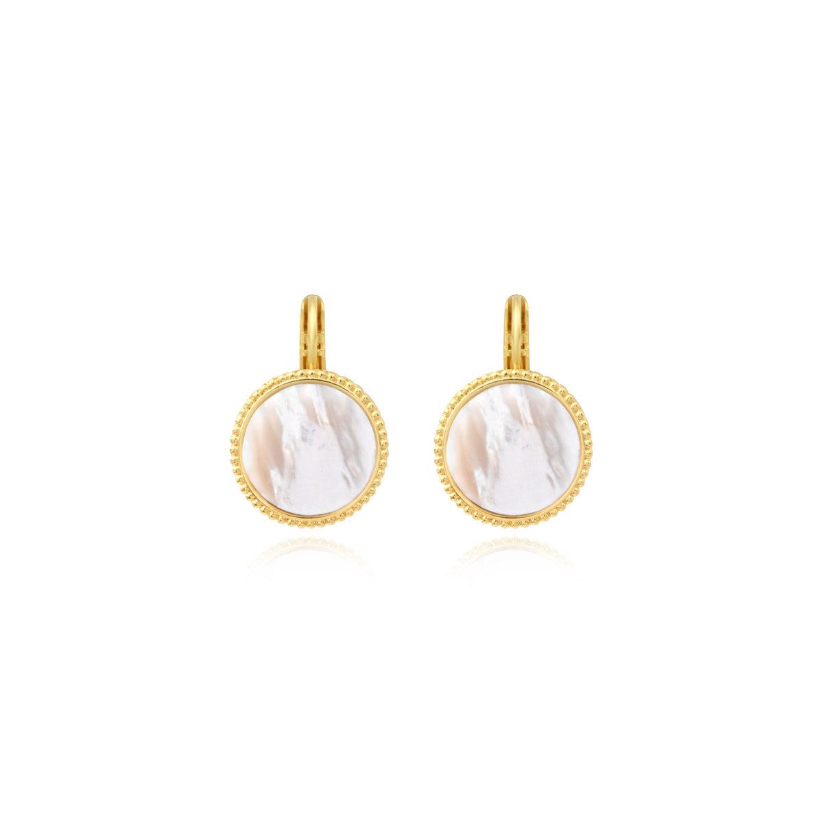 Boucles d'oreilles dormeuses rondes Ashanti en nacre - blanc Nacre