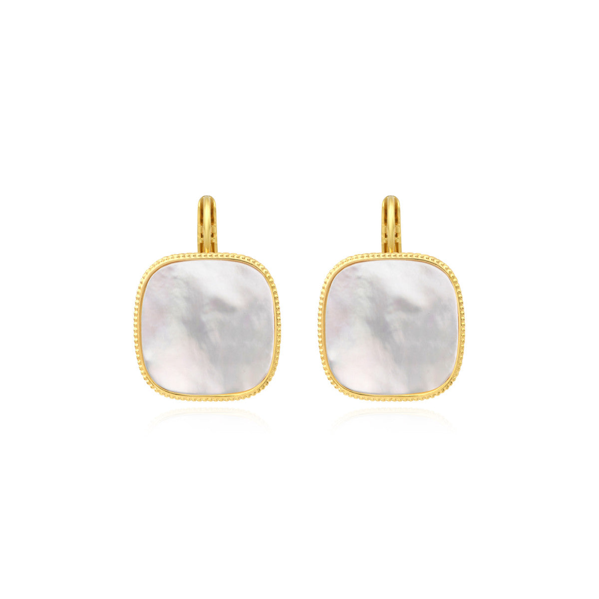 Boucles d'oreilles dormeuses carrées Ashanti en nacre - blanc Nacre
