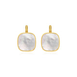 Boucles d'oreilles dormeuses carrées Ashanti en nacre - blanc Nacre