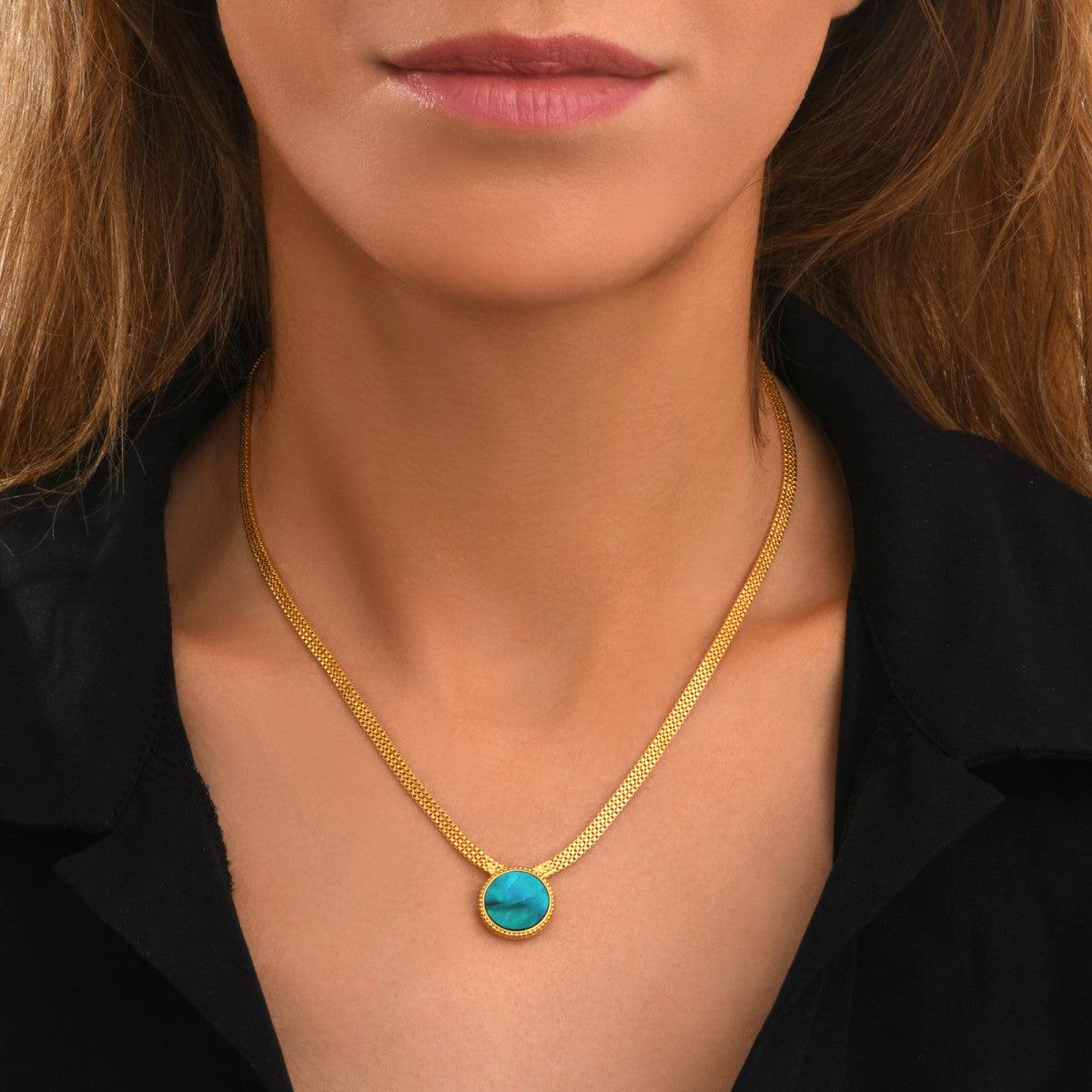 Collier Ashanti en chaîne plate et nacre ronde - turquoise vert Turquoise vert