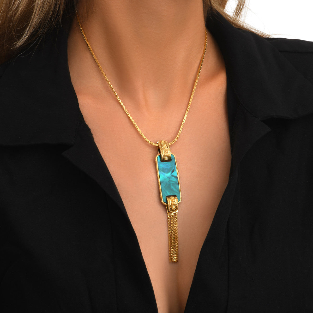 Collier Ashanti en chaîne tressée et nacre rectangulaire avec chaînes - turquoise vert Turquoise vert