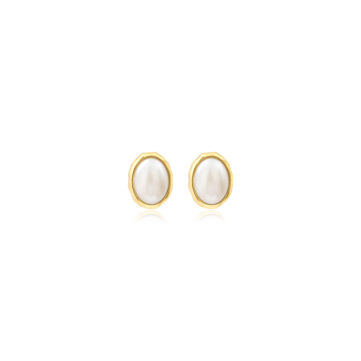 Boucles d'oreilles tige Océane en métal doré et nacre ovale - blanc Blanc