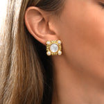 Boucles d'oreilles clip Océane en métal doré et nacre, motif coquillage - blanc Blanc