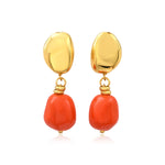 Boucles d'oreilles clip Loulou dorées avec pendentif orangé en résine métallisée - orange Orange or