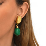 Boucles d'oreilles clip Loulou dorées avec pendentif vert en résine métallisée - vert Vert or