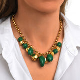 Collier Loulou à chaîne dorée à larges maillons et éléments verts en résine métallisée - vert Vert or