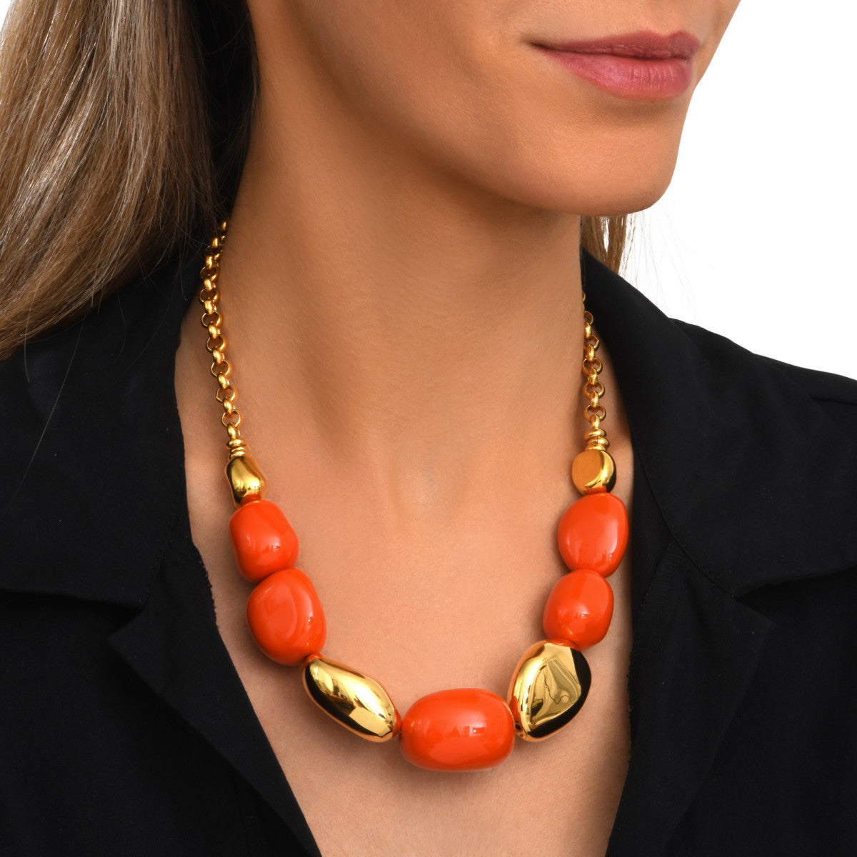 Collier Loulou à chaîne dorée et cailloux en résine métallisée orangée et dorée - orange Orange or