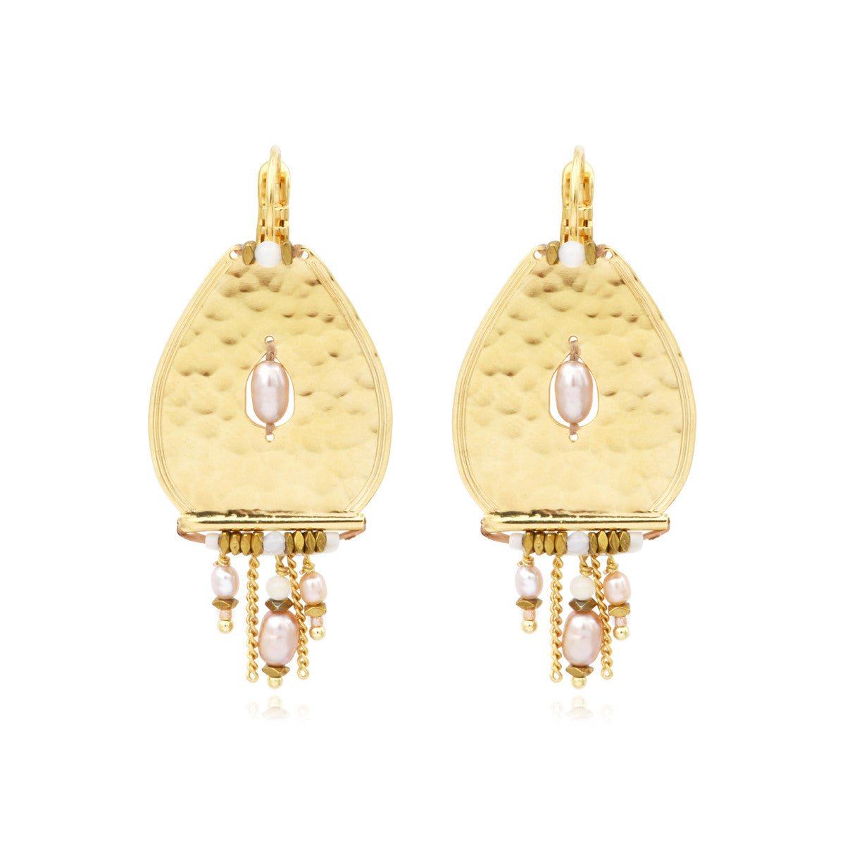 Boucles d'oreilles dormeuses Dakota en métal doré perles et nacre - blanc Perle de riviere