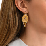 Boucles d'oreilles dormeuses Dakota en métal doré perles et nacre - blanc Perle de riviere