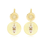 Boucles d'oreilles dormeuses rondes Dakota en métal doré perles et nacre - blanc Perle de riviere