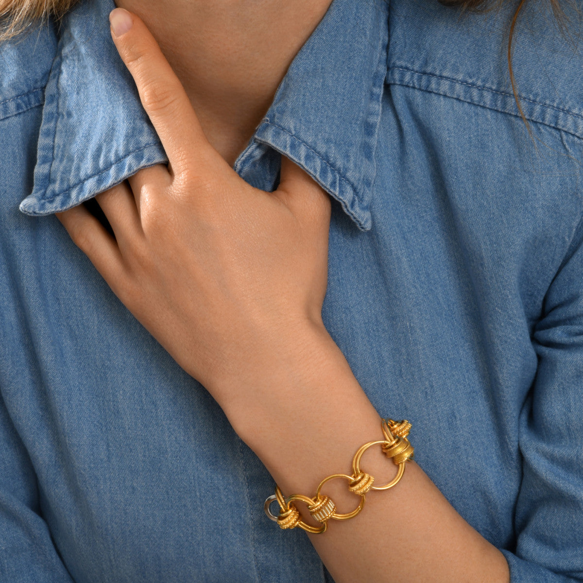 Bracelet anneaux Alicudi en métal doré émail et perles du Japon - doré Dore