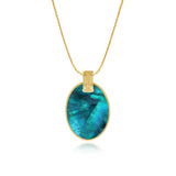 Collier pendentif aus ovalem Perlmutt Ashanti – türkis und grün