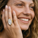 Anillo ajustable ovalado Ashanti – blanco