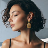 Boucles d'oreilles pendantes percées Betty - dorées