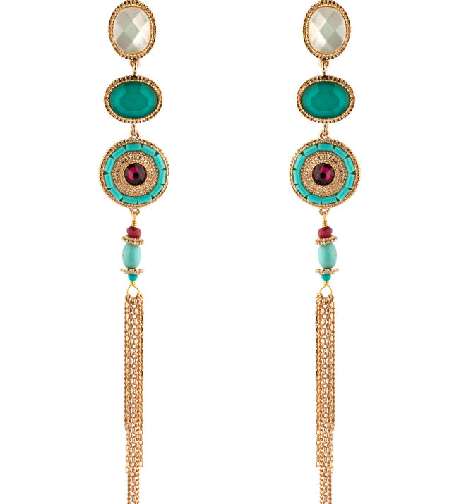 Boucles d'oreilles dormeuses longues dorées à chaînettes, nacre blanche facettée, turquoise et jade teinté rouge, 12,5 cm, collection Fujita
