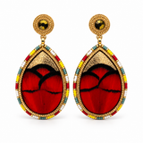 Boucles d'oreilles clips dorées à plumes naturelles rouges, cuir doré, cristal et perles du Japon, collection Fujita