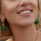 Boucles d'oreilles clips pendentif Loulou – vert et or