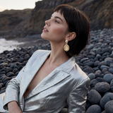 Boucles d'oreilles tiges percées gouttes et strass Océane – blanches